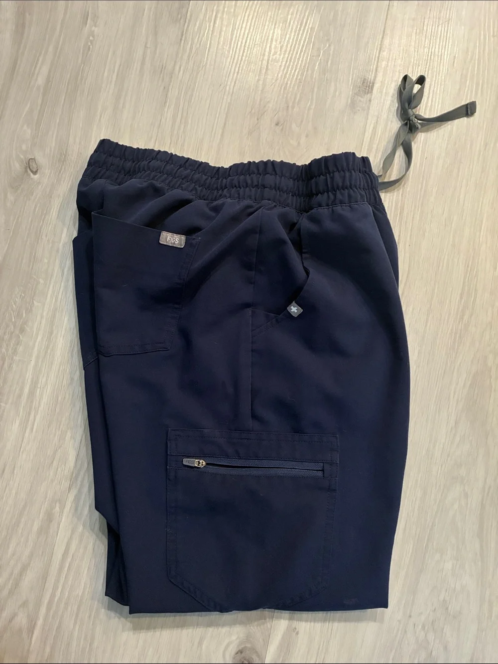 Figs womens‎ Jogger Pants in Navy Blue with Drawstring